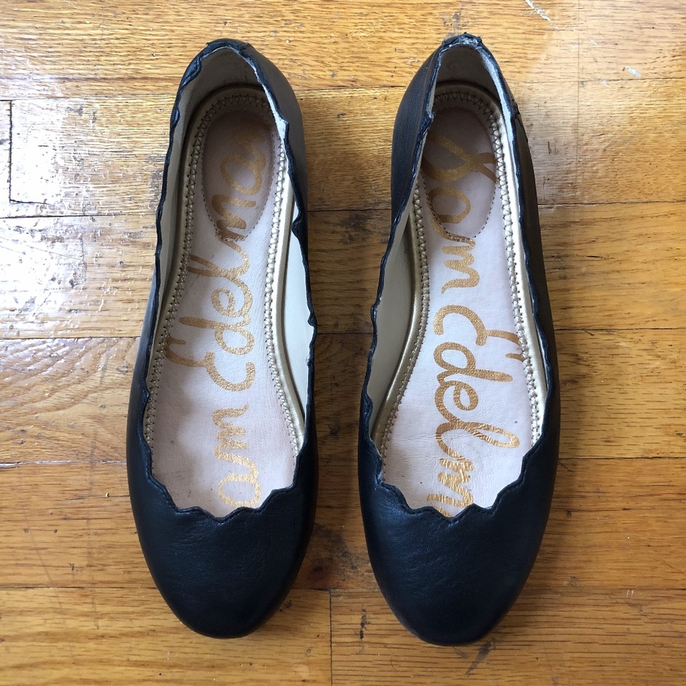 Sam Edelman Francis Scalloped Flats